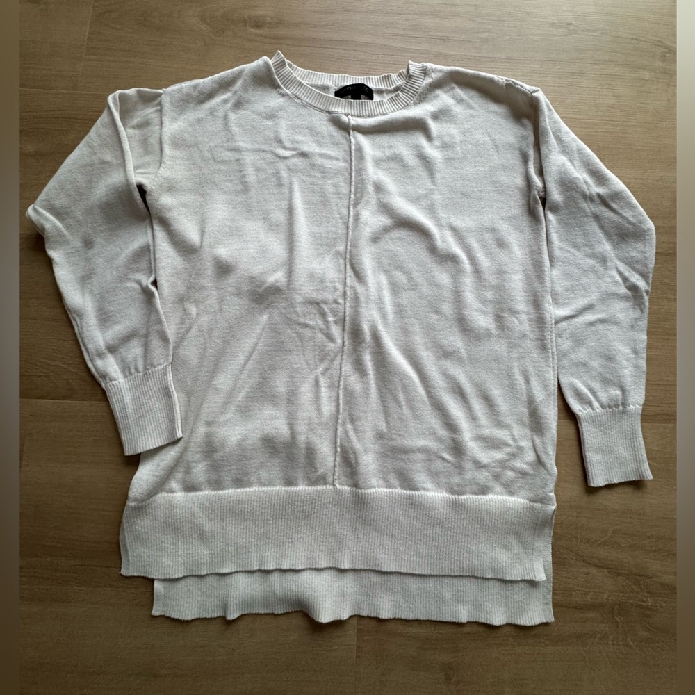 Banana Republic Women's Cream Crewneck Sweater (Size Small)
